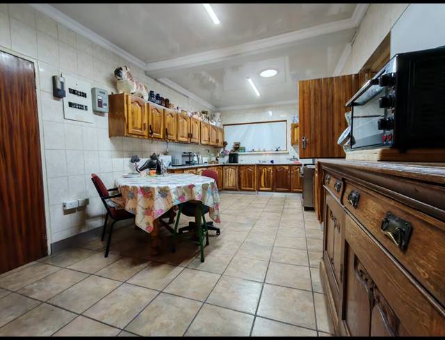 3 BEDROOM HOUSE FOR SALE IN THREE RIVERS